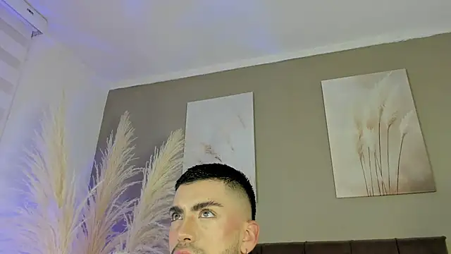 Alexander Diazz online show from 06-01-26, 01:55