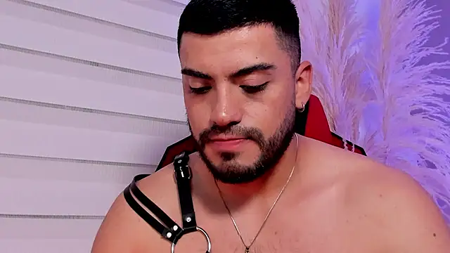 Alexander Diazz online show from 05-10-26, 02:59