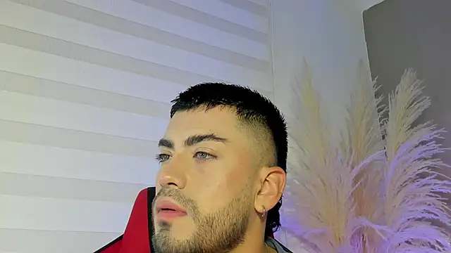 Alexander Diazz online show from 05-20-26, 12:46