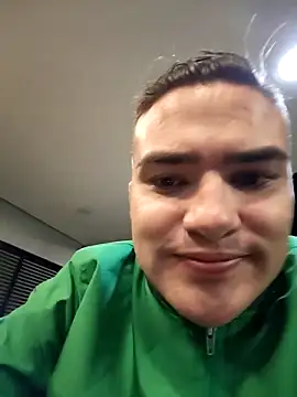 Snapshot of Stan-Mfz chatting on 04-07-26, 03:52 Stan-Mfz online show from 04-07-26, 03:52