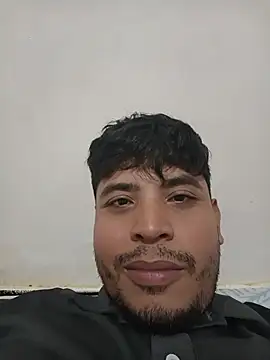 Snapshot of RAMON_CAMPBELL chatting on 05-25-26, 02:33 RAMON CAMPBELL online show from 05-25-26, 02:33