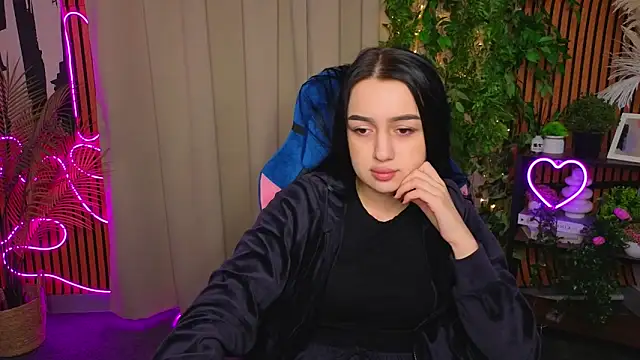 MargaretParker online show from 04-12-26, 07:22