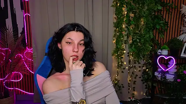 SharonBrowns online show from 04-15-26, 07:58