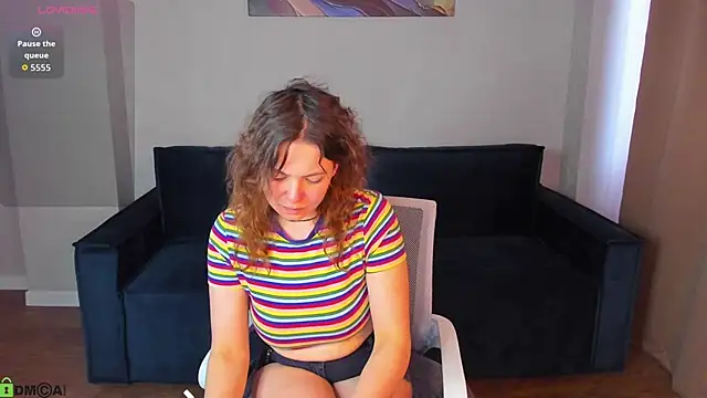 Asya Nelson online show from 05-18-26, 01:06