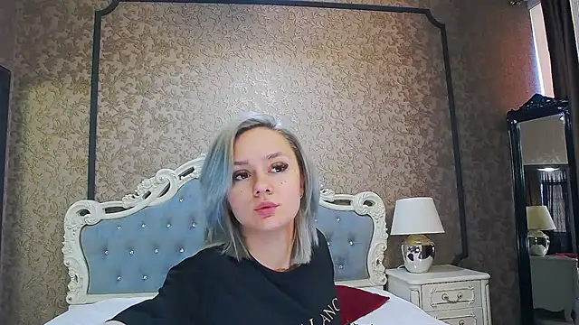 Ivy Quin online show from 06-03-26, 04:24