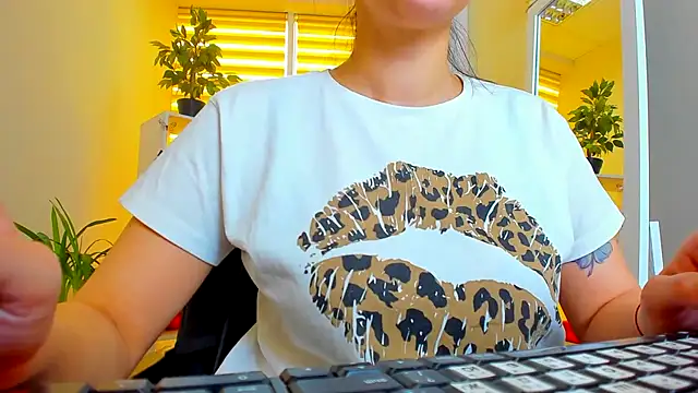 Tianniaa online show from 04-24-26, 08:05