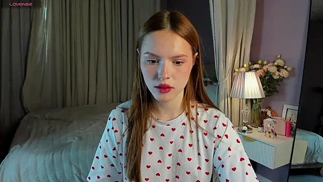 Snapshot of Diana_Broooks chatting on 04-09-26, 09:15 Diana Broooks online show from 04-09-26, 09:15