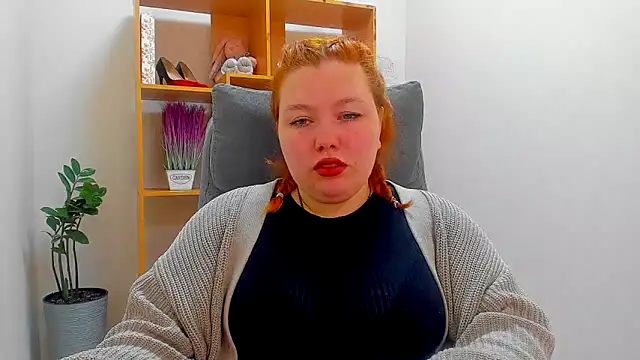Snapshot of Aillia-Rous chatting on 04-18-26, 06:16 Aillia-Rous online show from 04-18-26, 06:16