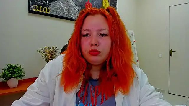 Snapshot of Aillia-Rous chatting on 05-10-26, 06:39 Aillia-Rous online show from 05-10-26, 06:39
