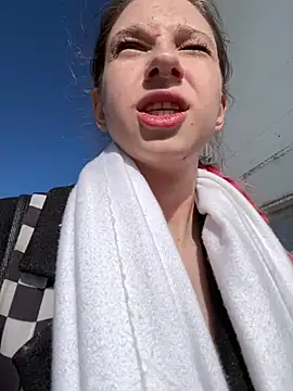 michelle lovique online show from 04-11-26, 07:45