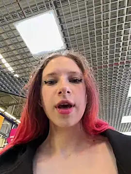 michelle lovique online show from 06-07-26, 07:46