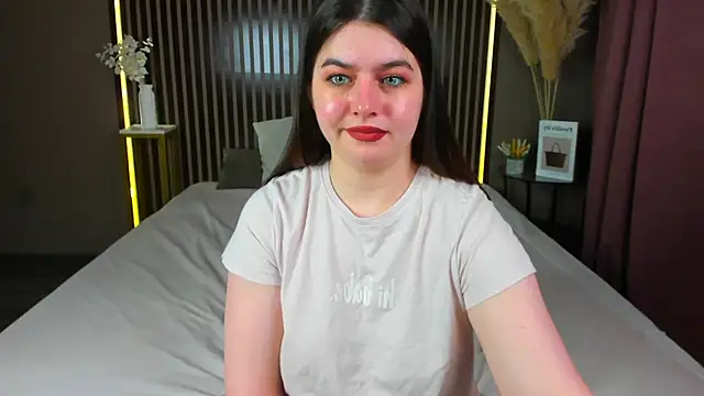 Margaret  Moon online show from 05-15-26, 08:12