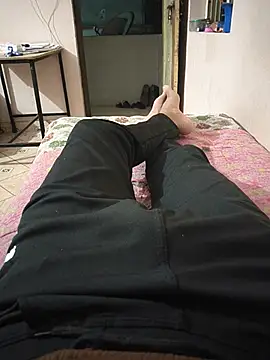Snapshot of Rocky_pune chatting on 06-11-26, 03:09 Rocky pune online show from 06-11-26, 03:09