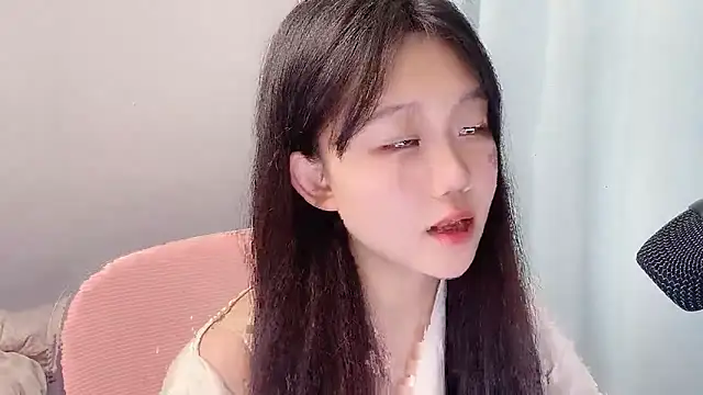Lilababy00 online show from 05-01-26, 01:16