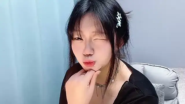 Lilababy00 online show from 04-12-26, 02:15