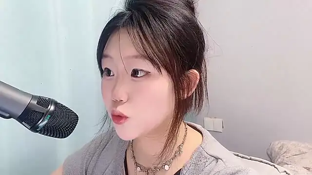 Lilababy00 online show from 04-18-26, 02:14