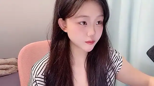 Lilababy00 online show from 04-29-26, 01:04