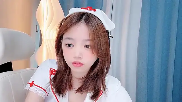 Lilababy00 online show from 06-29-26, 10:37