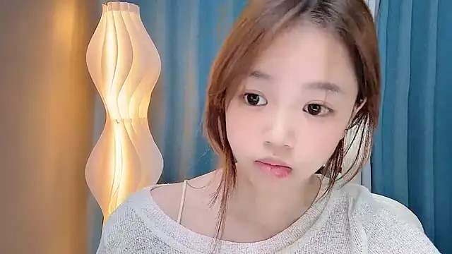 Lilababy00 online show from 06-18-26, 04:00