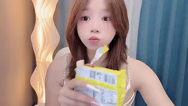 Lilababy00 online show from 06-15-26, 10:26