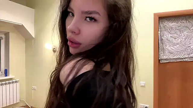 LouisaHarber online show from 04-07-26, 09:27