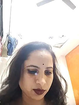 Bebo QueeN online show from 04-21-26, 05:08