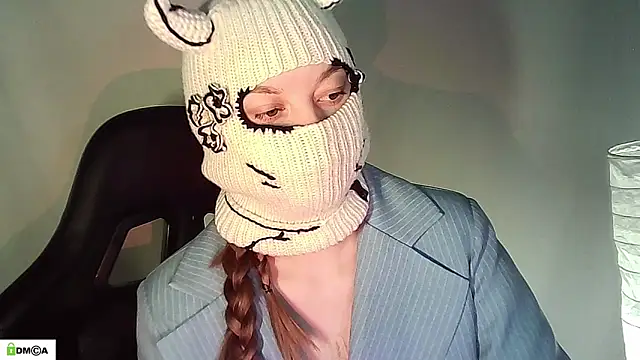Lymalia online show from 05-14-26, 01:46