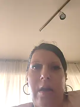 Snapshot of Cummyway69 chatting on 04-07-26, 01:24 Cummyway69 online show from 04-07-26, 01:24