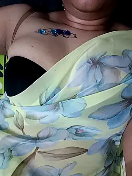 Snapshot of Telugu_milky chatting on 04-12-26, 02:20 Telugu milky online show from 04-12-26, 02:20