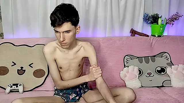 GoodBoyLuca online show from 06-28-26, 12:17