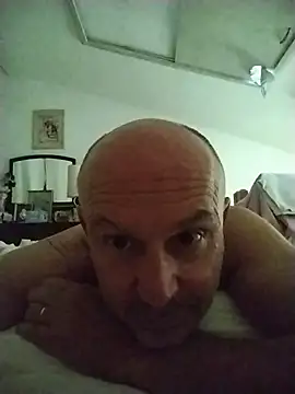 Snapshot of Rubicon_man chatting on 06-29-26, 02:17 Rubicon man online show from 06-29-26, 02:17