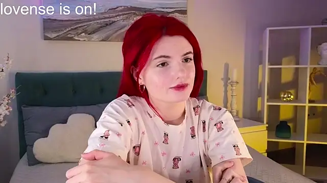 kittylunaa online show from 04-30-26, 03:02
