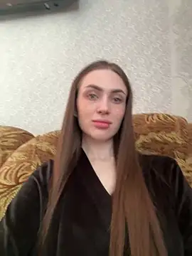 AlinaLove3213 online show from 04-17-26, 07:00