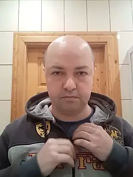 Snapshot of Luceriusbigass chatting on 01-21-25, 05:27 Luceriusbigass online show from 01-21-25, 05:27