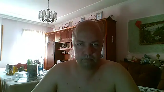 Snapshot of Luceriusbigass chatting on 06-20-26, 02:55 Luceriusbigass online show from 06-20-26, 02:55