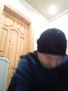 Snapshot of Luceriusbigass chatting on 01-17-25, 05:32 Luceriusbigass online show from 01-17-25, 05:32