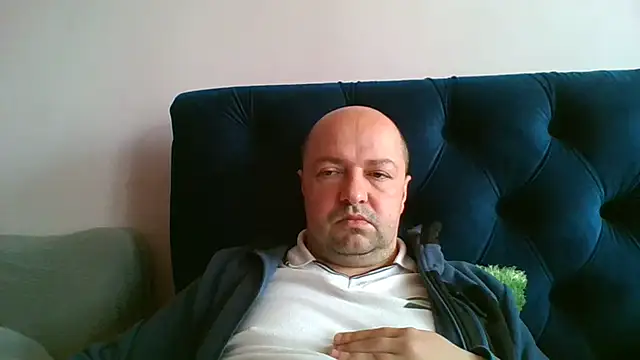 Luceriusbigass online show from 05-16-26, 06:34