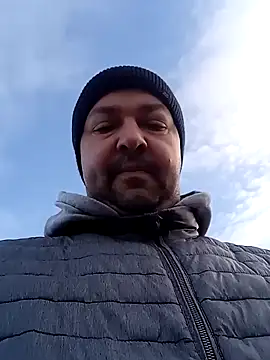 Snapshot of Luceriusbigass chatting on 03-19-25, 05:52 Luceriusbigass online show from 03-19-25, 05:52