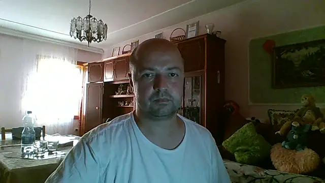 Snapshot of Luceriusbigass chatting on 06-29-26, 04:07 Luceriusbigass online show from 06-29-26, 04:07