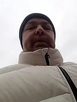 Luceriusbigass online show from 12-18-25, 11:14