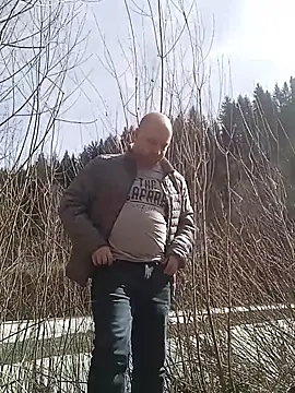 Snapshot of Luceriusbigass chatting on 03-05-25, 11:06 Luceriusbigass online show from 03-05-25, 11:06