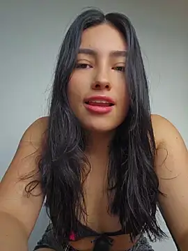 VioletRousee online show from 06-12-26, 02:15