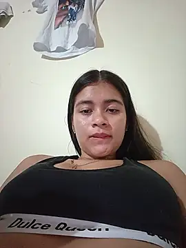 Snapshot of Kloe_zaf chatting on 06-26-26, 05:24 Kloe zaf online show from 06-26-26, 05:24