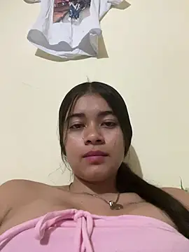 Kloe zaf online show from 05-17-26, 08:47