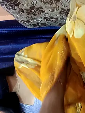 Snapshot of Siya88dev chatting on 04-09-26, 02:46 Siya88dev online show from 04-09-26, 02:46