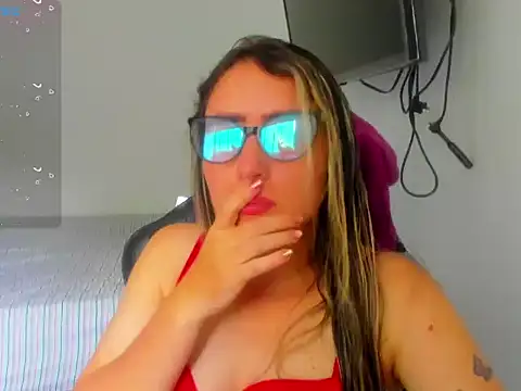 BellaTxM  online show from 04-14-26, 07:41