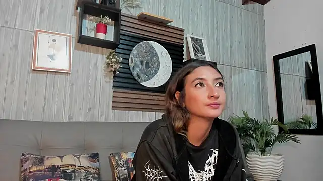 Alucarda666 online show from 05-15-26, 03:59