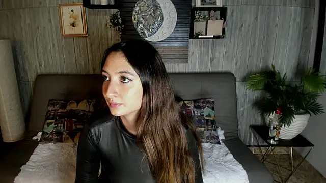 Alucarda666 online show from 06-06-26, 03:56