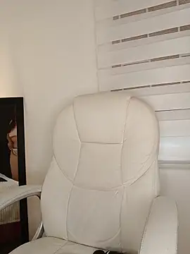 mollysweetx online show from 04-23-26, 07:37
