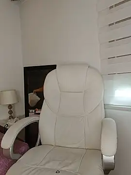 mollysweetx online show from 04-10-26, 07:21